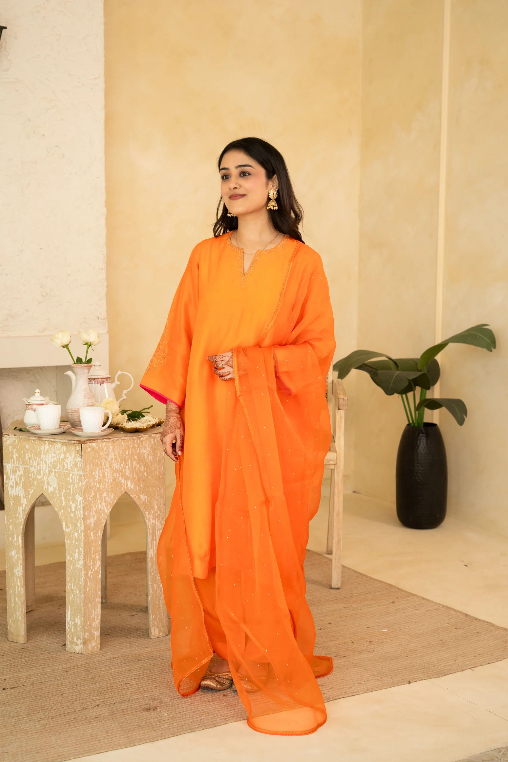 wedding guest outfits for women